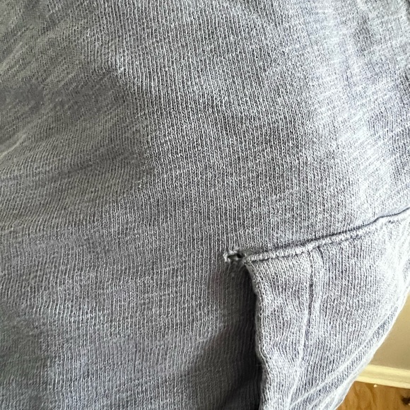 Vineyard vines navy quarter zip - Picture 9 of 9